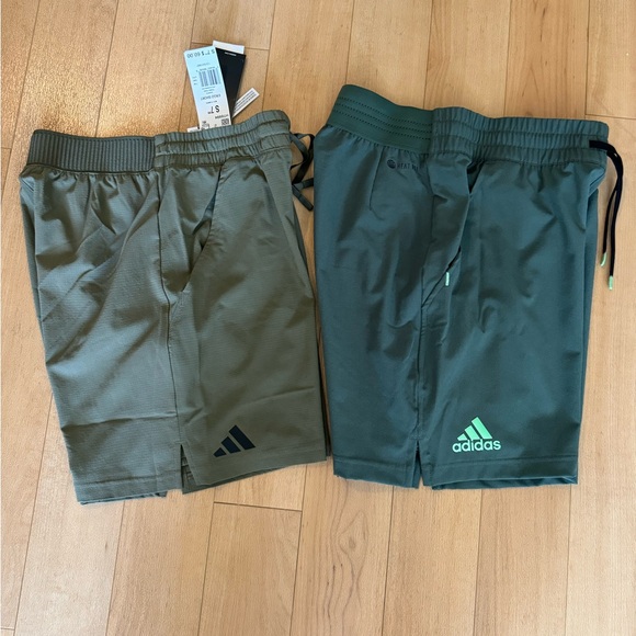2 mens adidas shorts szS new